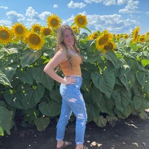 Meet your Posher, Ashlyn